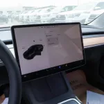 tesla model 3 - Thumbnail 18