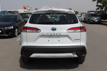 TOYOTA COROLLA CROSS 1.8L FWD WHITE HYBRID 2023
