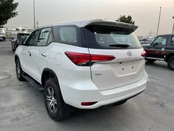 TOYOTA FORTUNER 2022 PETROL 4X2 2.7L