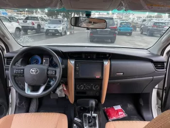 TOYOTA FORTUNER 2022 PETROL 4X2 2.7L