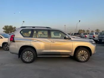 TOYOTA LAND CRUISER PRADO 4.0L VX 2022