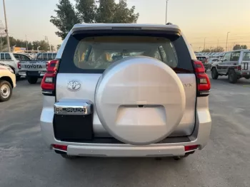 TOYOTA LAND CRUISER PRADO 4.0L VX 2022