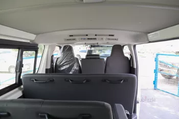 TOYOTA HIACE 2.5L STD ROOF 2023