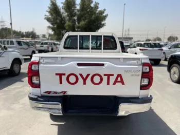TOYOTA HILUX 2.7L 2021