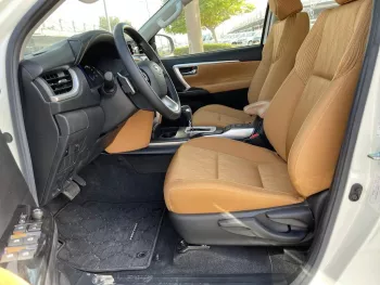 Fortuner 4.0L V6 4x4 SR5 AT 2020