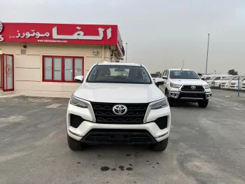 Toyota Fortuner 2.7L 4x4 AT (2022Model)