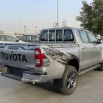 TOYOTA HILUX 2.4L 4X4 DC AT MY2022 - Thumbnail 5