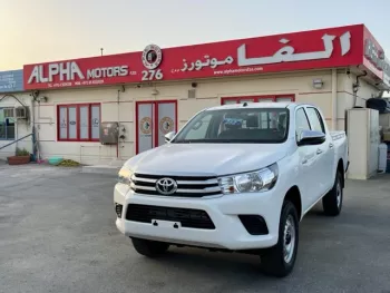 TOYOTA HILUX 2.4L DC 4X4 AT BASIC MY2022