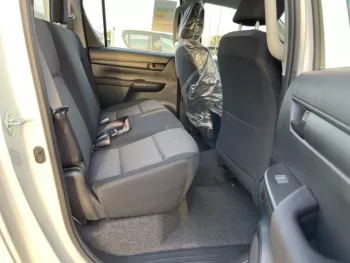 TOYOTA HILUX 2.4L DC 4X4 AT BASIC MY2022