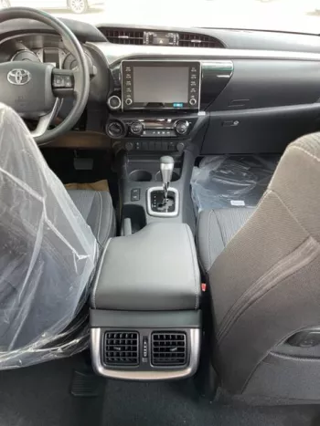 TOYOTA HILUX 2.4L AT PUSH START WITH CAMERA MY2022