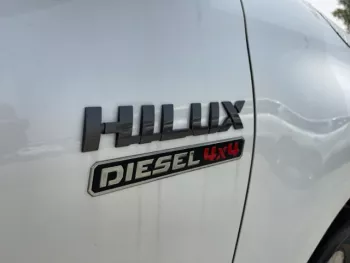 TOYOTA HILUX 2.4L AT PUSH START WITH CAMERA MY2022