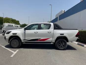 TOYOTA HILUX 2.8L GR SPORT AT 4X4 DSL MY2022