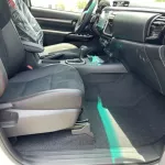 TOYOTA HILUX 2.8L GR SPORT AT 4X4 DSL MY2022 - Thumbnail 8