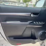 TOYOTA HILUX 2.8L GR SPORT AT 4X4 DSL MY2022 - Thumbnail 14
