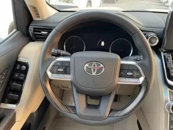 TOYOTA LAND CRUISER 3.5L SUV FULL OPTION 2022MY