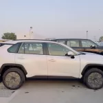 TOYOTA RAV4 2.0L AWD GASOLINE AT MY2022 - Thumbnail 4