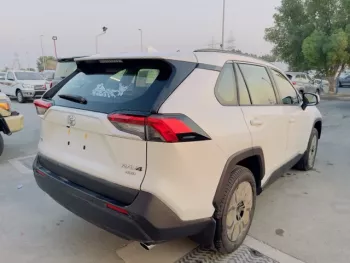 TOYOTA RAV4 2.0L AWD GASOLINE AT MY2022