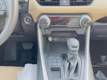 TOYOTA RAV4 2.0L AWD GASOLINE AT MY2022