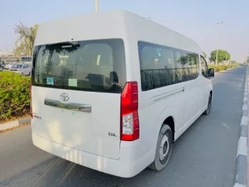 TOYOTA HIACE 3.5L GL AT