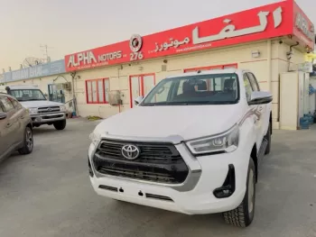 TOYOTA HILUX 2.4L DSL MID OPTION MT MY2022
