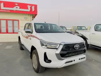 TOYOTA HILUX 2.4L DSL MID OPTION MT MY2022