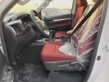 TOYOTA HILUX 2.4L DSL MID OPTION MT MY2022