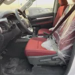 TOYOTA HILUX 2.4L DSL MID OPTION MT MY2022 - Thumbnail 9