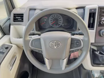 TOYOTA HIACE HIGH ROOF 3.5L MT MY2021