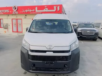 TOYOTA HIACE HIGH ROOF 2.8L MT MY2022