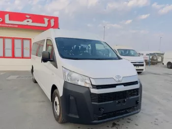 TOYOTA HIACE HIGH ROOF 2.8L MT MY2022