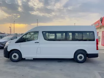 TOYOTA HIACE HIGH ROOF 2.8L MT MY2022