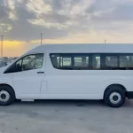 TOYOTA HIACE HIGH ROOF 2.8L MT MY2022 - Thumbnail 4