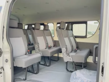 TOYOTA HIACE HIGH ROOF 2.8L MT MY2022