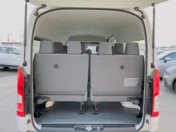 TOYOTA HIACE HIGH ROOF 2.8L MT MY2022