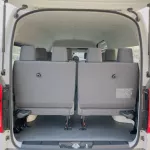 TOYOTA HIACE HIGH ROOF 2.8L MT MY2022 - Thumbnail 17