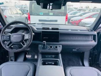 LAND ROVER DEFENDER 110 5.0L V8 P525 FULL