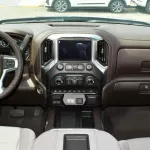Chevrolet Silvrado Z71 6.2L V8 2022 Pick Up Double Cab - Thumbnail 9