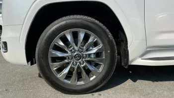 Toyota Land Cruiser VXR 3.5L 6Cyl 2022 4WD