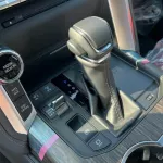 Toyota Land Cruiser VXR 3.5L 6Cyl 2022 4WD - Thumbnail 16