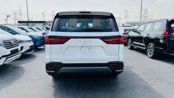 Lexus LX600 3.5L 6Cyl Twin Turbo 4WD 2022