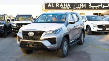 TOYOTA FORTUNER 2023 2.7L 4Cyl 4WD Silver Color