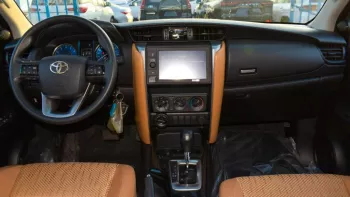 TOYOTA FORTUNER 2023 2.7L 4Cyl 4WD Silver Color