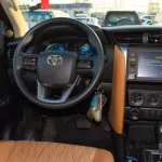 TOYOTA FORTUNER 2023 2.7L 4Cyl 4WD Silver Color - Thumbnail 18