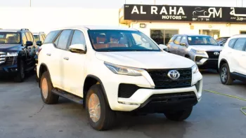 2023 TOYOTA FORTUNER 2.7L 4Cyl 4WD White Color