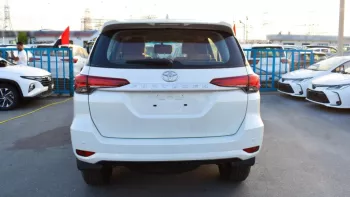 2023 TOYOTA FORTUNER 2.7L 4Cyl 4WD White Color