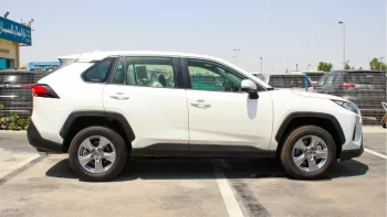 Toyota RAV4 2.0L4WD a model 2022