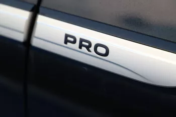 VOLKSWAGEN ID6 CROZZ PRO WITH HUD 360 CAMERA *EXPORT PRICE*
