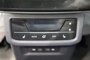 VOLKSWAGEN ID6 CROZZ PRO WITH HUD 360 CAMERA *EXPORT PRICE*