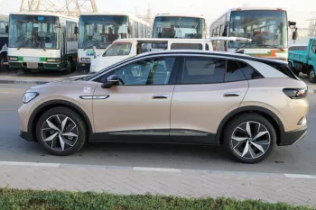 VOLKSWAGEN ID4 CROZZ PRO AUTO PARK 2022 *EXPORT PRICE*