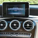 Mercedes Benz GLC 300 2019 - Thumbnail 19